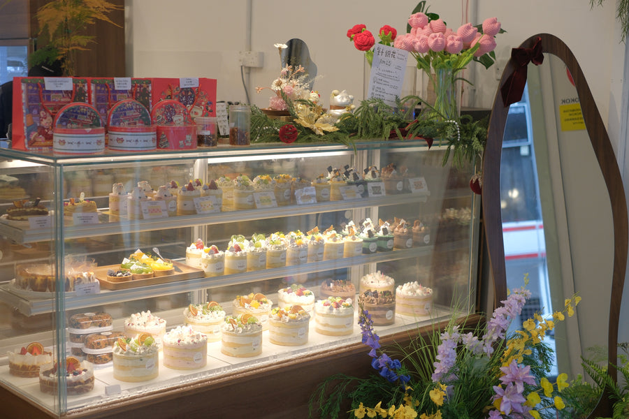Same-day cakes & desserts