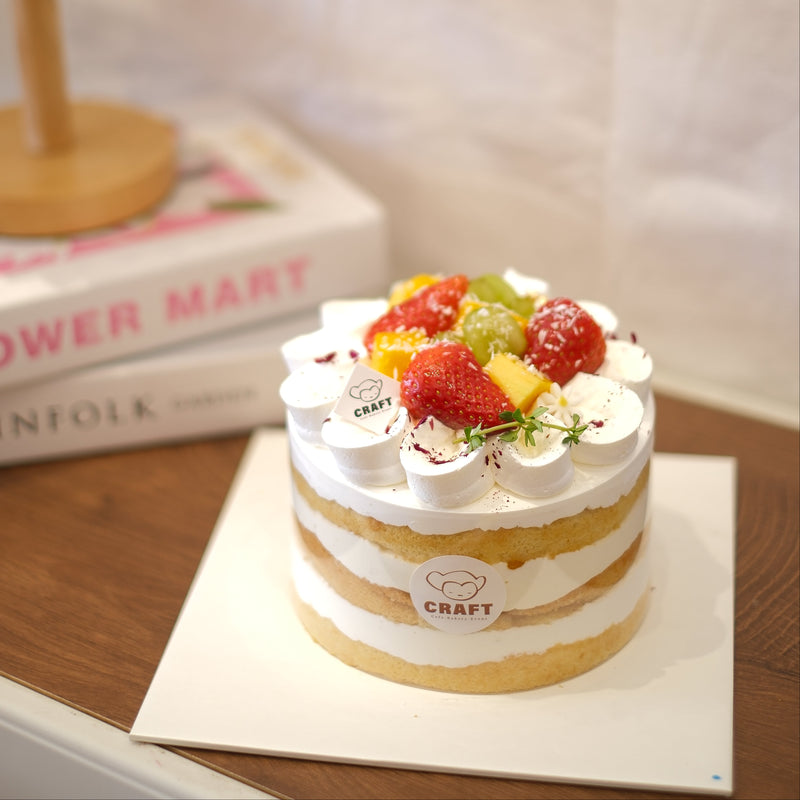 5.5-inch Wonderland Fruit Cake
