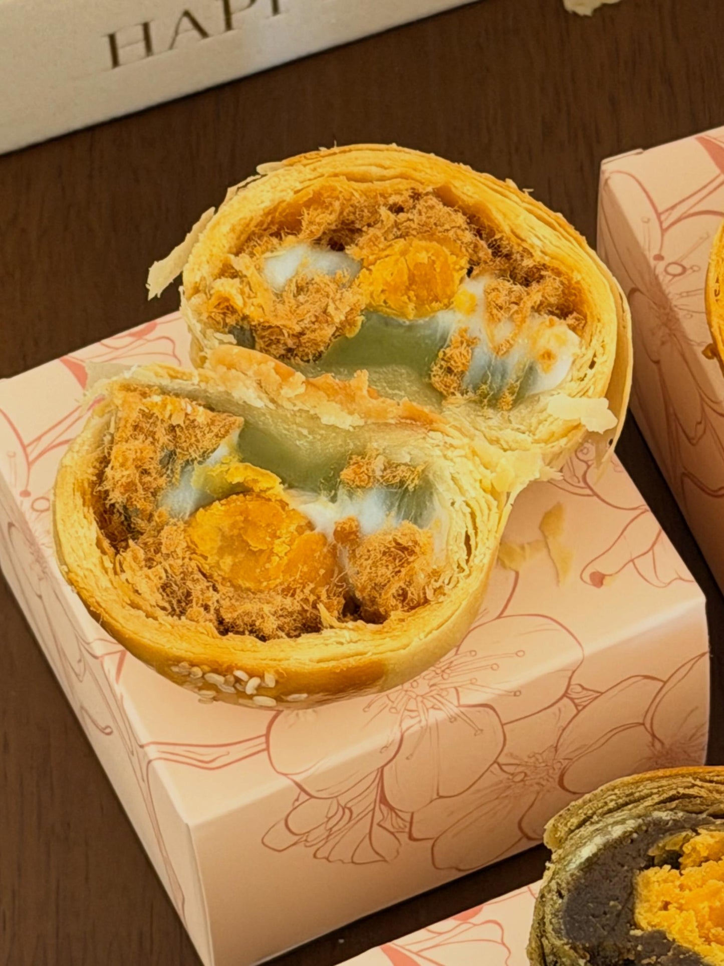 3Q Mooncake Gift Box (6 Flavours)